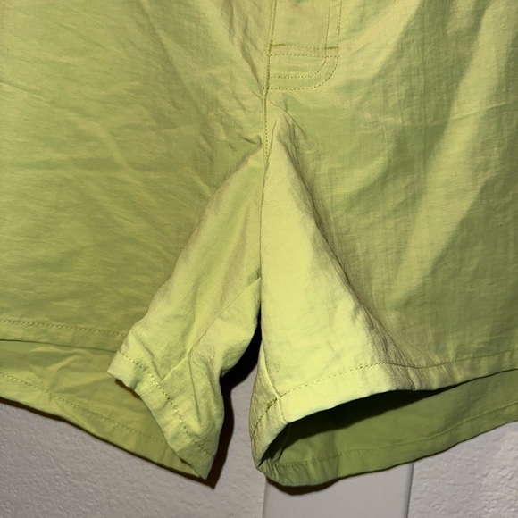 NWT Patagonia women’s bottom out boardie green shorts 10 - Picture 5 of 10